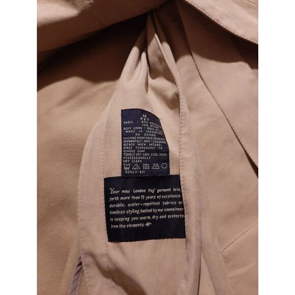 Medium Petite London Fog Tan Belted Trench Coat with Removable Lining - Picture 7 of 8